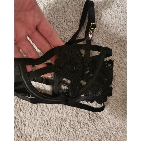 NWT Victoria's Secret Very Sexy Black Bra 34 C Floral New Hollow Out Lingerie - Picture 7 of 10